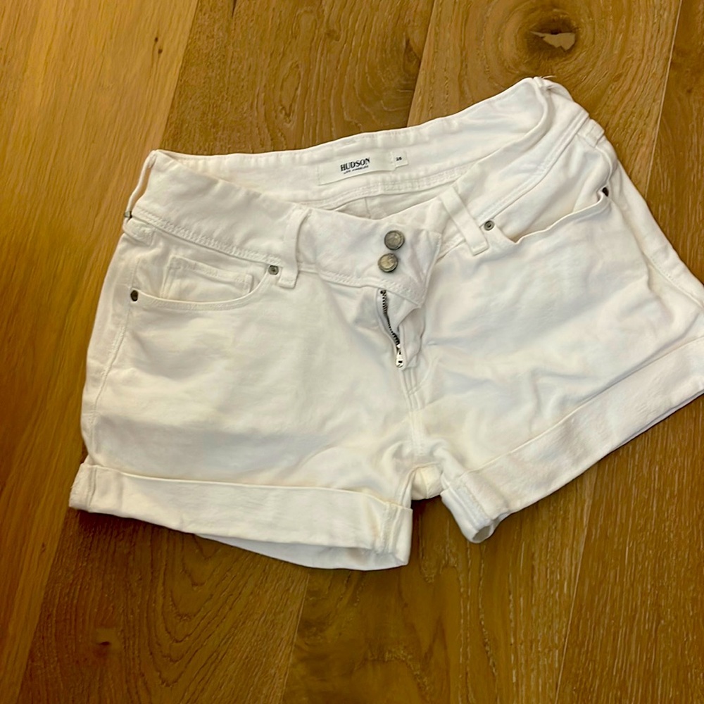 Hudson jean shorts white size 26